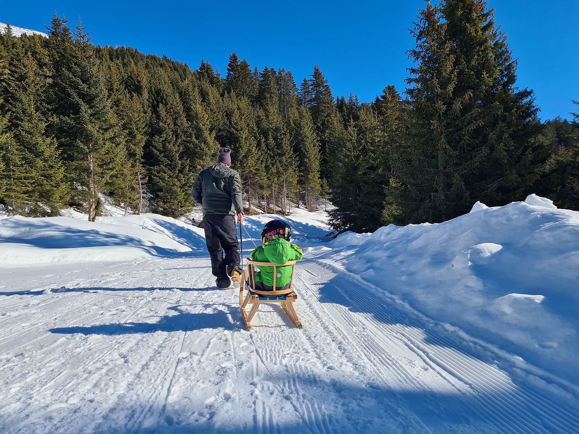 Winter hiking and tobogganing adventures